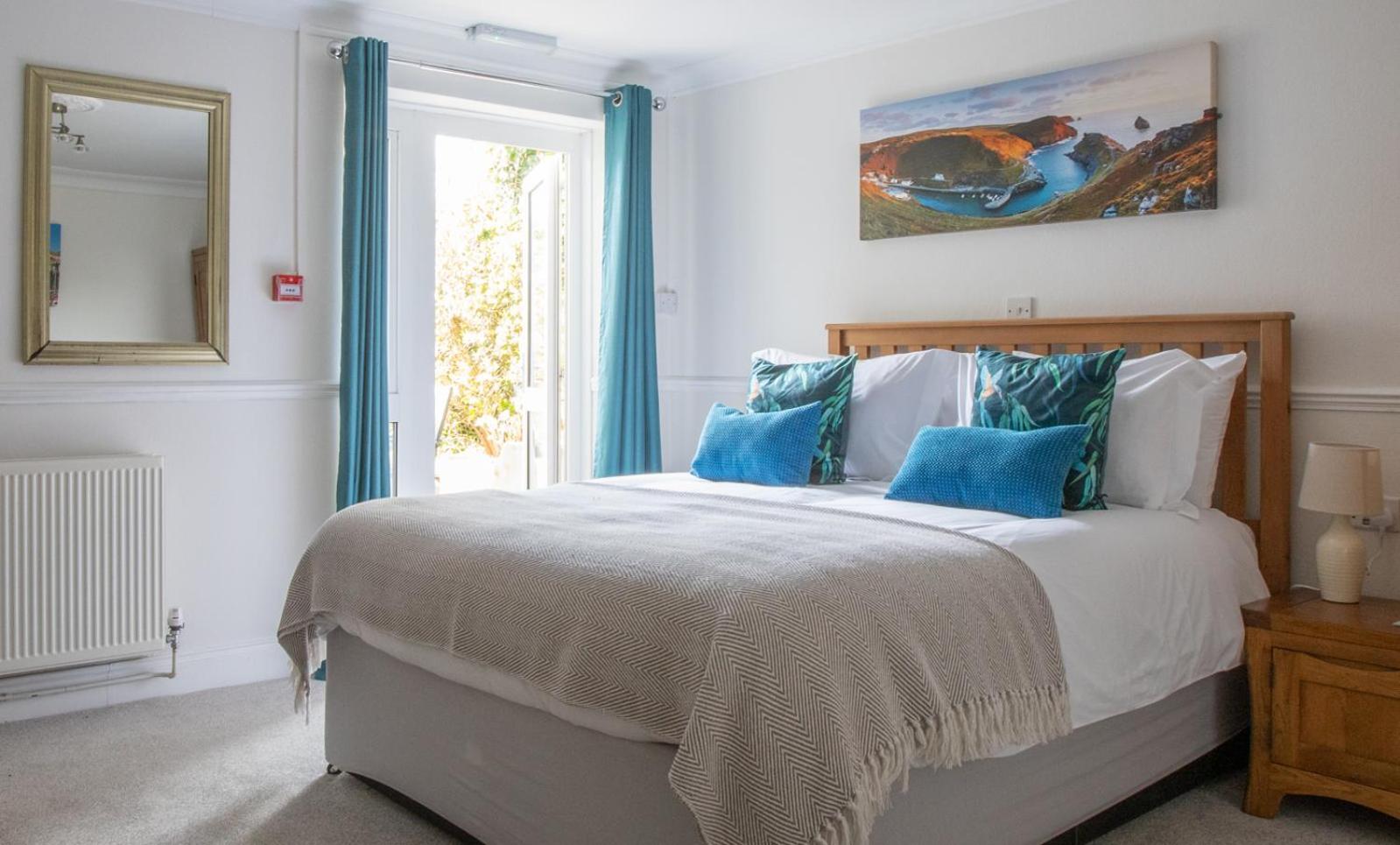 Mevagissey Bay Hotel Exterior photo