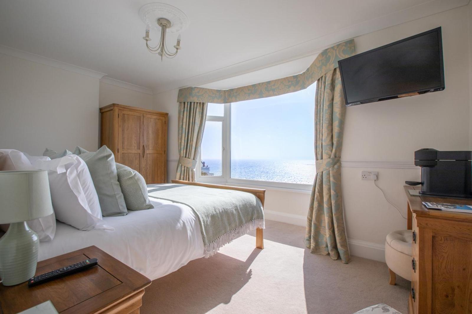 Mevagissey Bay Hotel Exterior photo